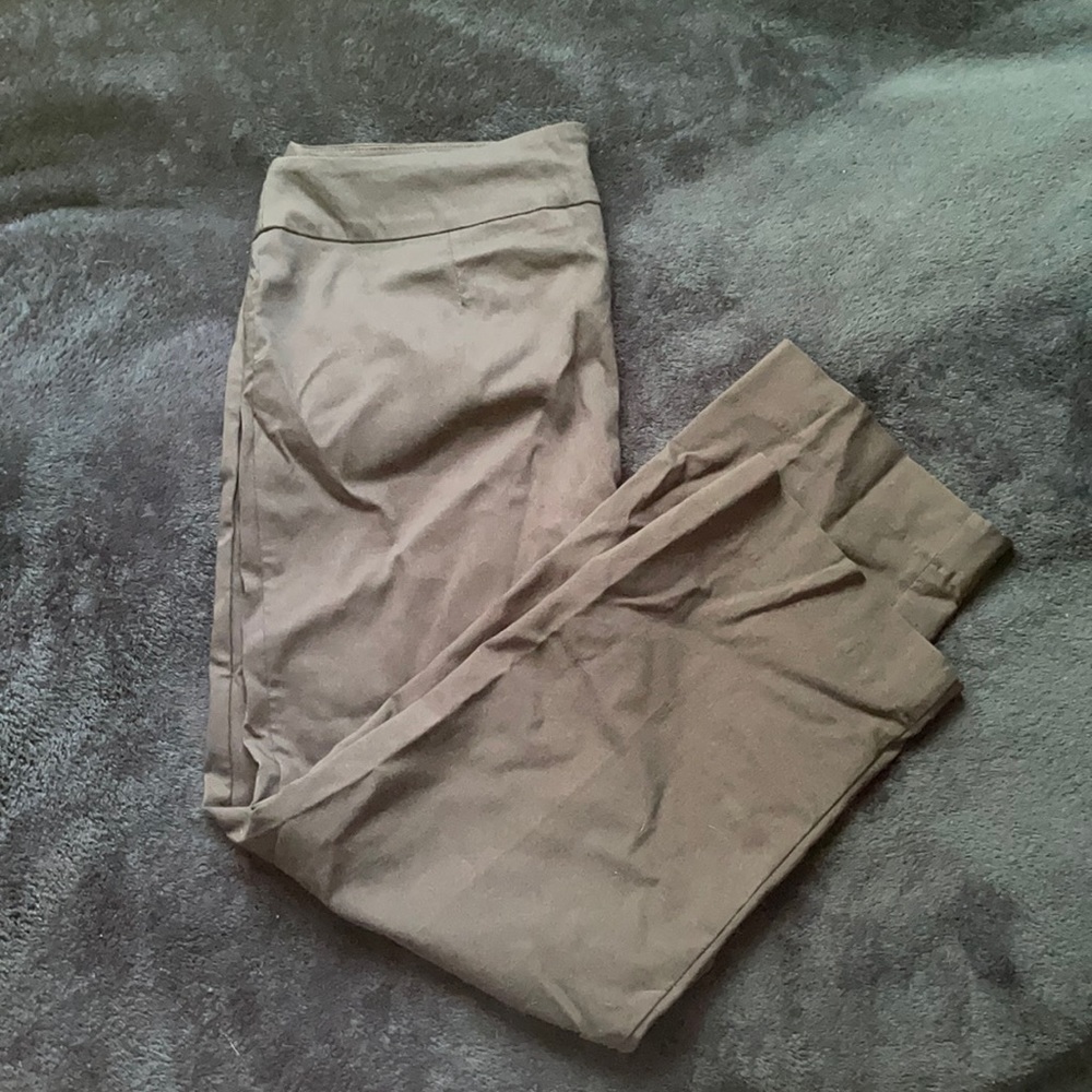 Black Capri Pants